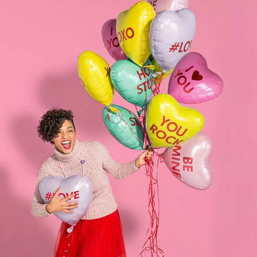 Pastel Conversation Hearts Valentine's Day Foil Balloon Bouquet, 6pc 4 Pastel Conversation Hearts Valentine's Day Foil Balloon Bouquet, 6pc - Image 2